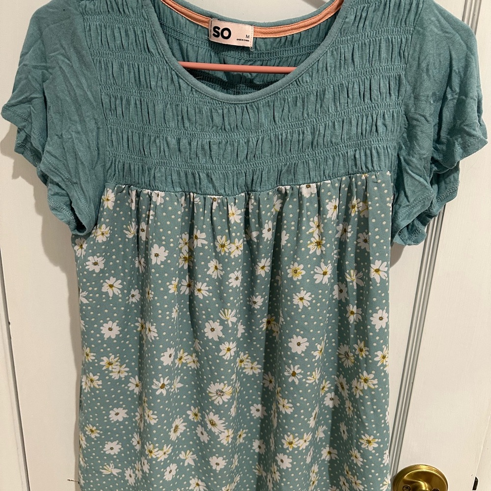 SO Women's Teal and White Floral Blouse